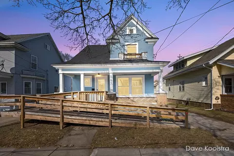 1153 Alexander, Grand Rapids, MI 49507