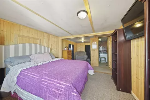 Bedroom - 9555 Springport, Parma, MI 49269 photo 3 of 4