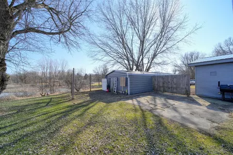 Exterior - 9555 Springport, Parma, MI 49269 photo 6 of 22