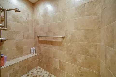 Bath - 1030 Ridgeview, Tecumseh, MI 49286 photo 4 of 7