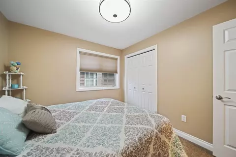 Bedroom - 1030 Ridgeview, Tecumseh, MI 49286 photo 2 of 7