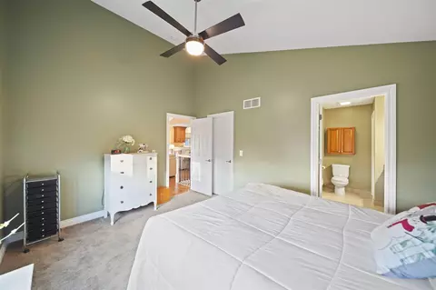 Bedroom - 1030 Ridgeview, Tecumseh, MI 49286 photo 4 of 7