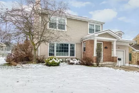 1555 Lake Grv, Grand Rapids, MI 49506