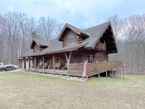 2176 Arrow, Sand Lake, MI 49343
