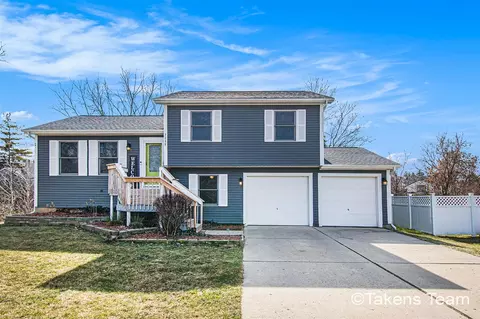 7235 Sunset, Lansing, MI 48917