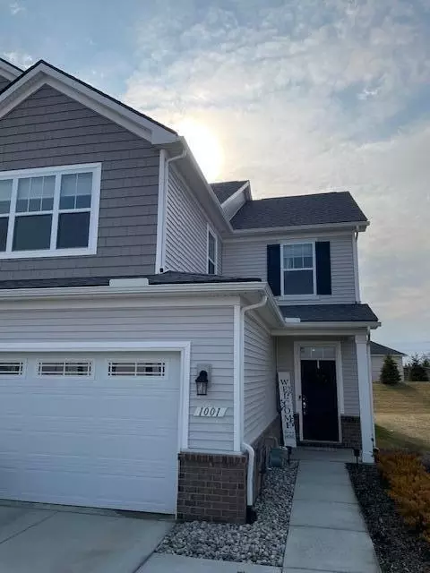 1001 Saltsprings, Saline, MI 48176 photo 2