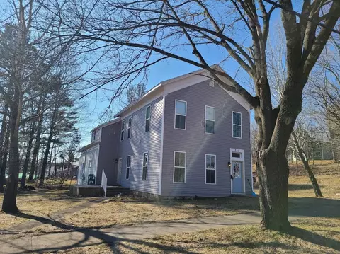 219 W W Pne, Big Rapids, MI 49307