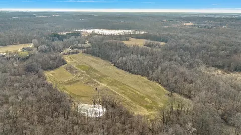 0 E Warren Woods, Buchanan, MI 49107 photo 4
