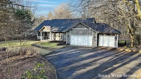 3706 64th, Holland, MI 49423
