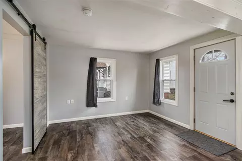 633 S Hooker, Three Rivers, MI 49093 photo 6