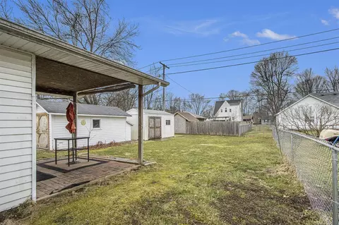 633 S Hooker, Three Rivers, MI 49093 photo 16