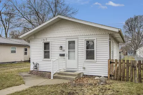 633 S Hooker, Three Rivers, MI 49093 photo 3