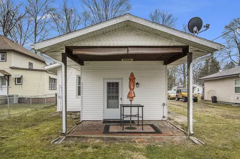 633 S Hooker, Three Rivers, MI 49093 photo 18