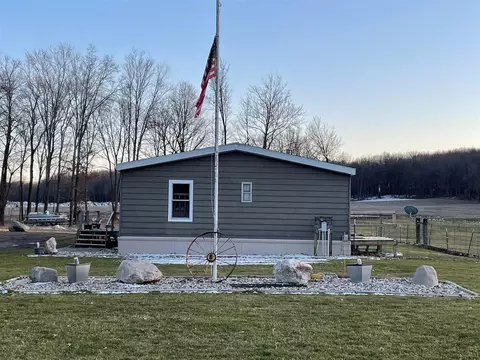 Exterior - 10155 Teasdale Lk, Constantine, MI 49042 photo 1 of 8