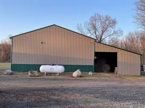 Exterior - 10155 Teasdale Lk, Constantine, MI 49042 photo 2 of 8
