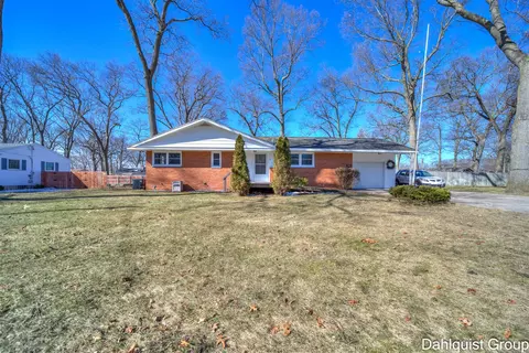 1365 Sumac, Muskegon, MI 49445