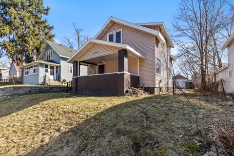 1050 Kensington, Grand Rapids, MI 49503