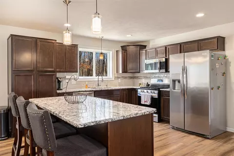 Kitchen - 160 River Pne, Lowell, MI 49331 photo 1 of 4