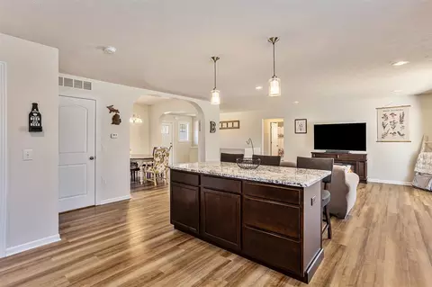 Kitchen - 160 River Pne, Lowell, MI 49331 photo 4 of 4