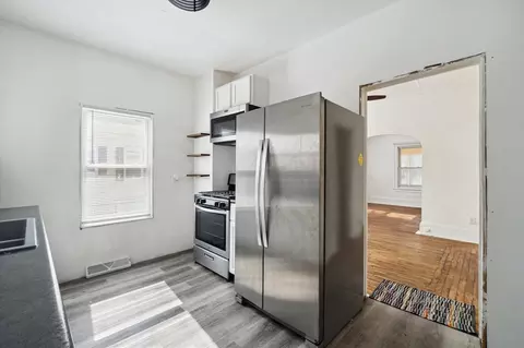 Kitchen - 939 S Gorham, Jackson, MI 49203 photo 5 of 5