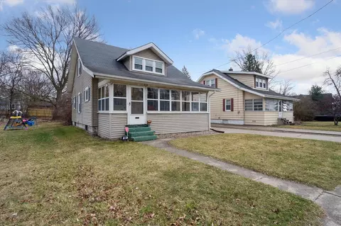 Exterior - 939 S Gorham, Jackson, MI 49203 photo 4 of 14
