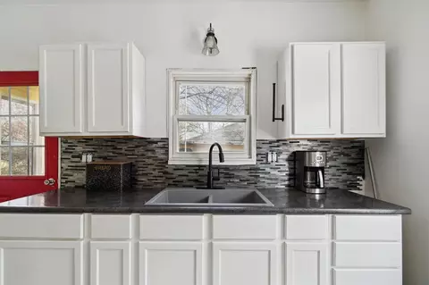 Kitchen - 939 S Gorham, Jackson, MI 49203 photo 2 of 5