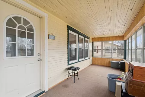 Exterior - 939 S Gorham, Jackson, MI 49203 photo 6 of 14