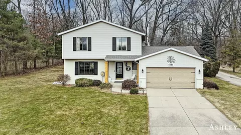 6147 Arroyo Vis, Rockford, MI 49341