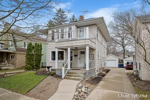 700 Rosewood, East Grand Rapids, MI 49506