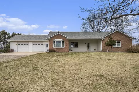 16850 Roe, Chelsea, MI 48118