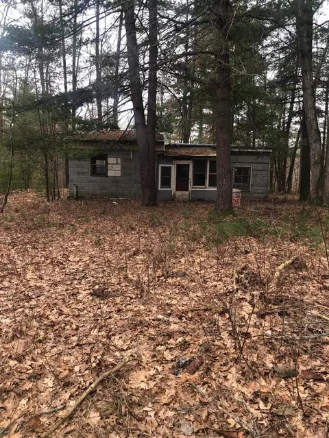 222 S S Pne, White Cloud, MI 49349 photo 5