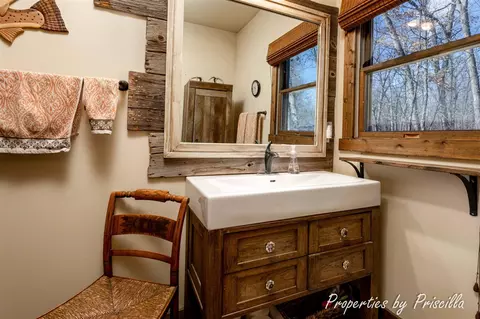 Bath - 2992 E Upper Fld, Newaygo, MI 49337 photo 2 of 3