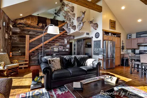 Living - 2992 E Upper Fld, Newaygo, MI 49337 photo 3 of 3