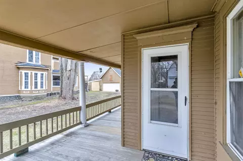 Exterior - 120 Bates, Jackson, MI 49202 photo 4 of 6