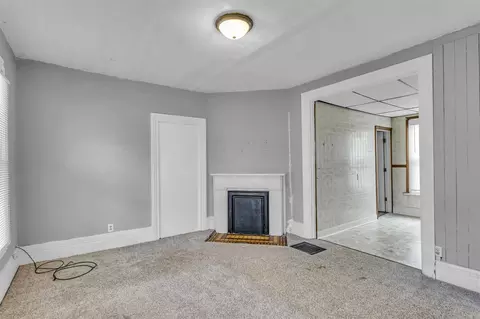 Living - 120 Bates, Jackson, MI 49202 photo 1 of 3