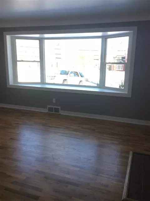 2527 Mccain, Jackson, MI 49203 photo 10