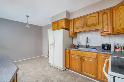 Kitchen - 431 Sixth, Three Rivers, MI 49093 photo 3 of 3