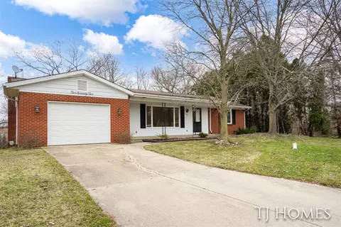 272 Vine, Caledonia, MI 49316