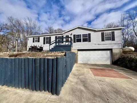 23959 Pokagon, Cassopolis, MI 49031