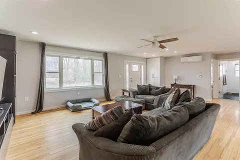 7015 Jones, Jackson, MI 49201 photo 32