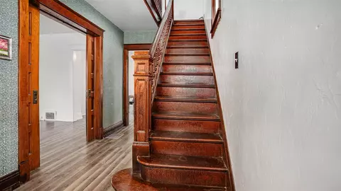131 E Corey, Bronson, MI 49028 photo 4