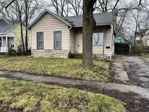 1110 Fourth, Kalamazoo, MI 49001