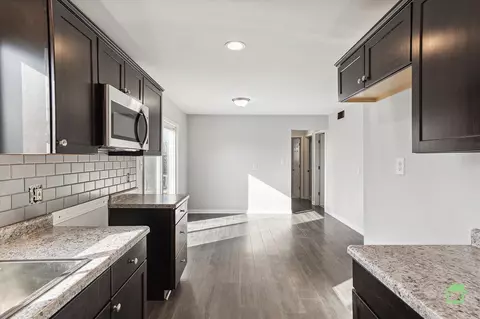 5862 Essex, Romulus, MI 48174 photo 6