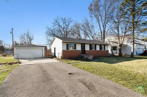 5862 Essex, Romulus, MI 48174 photo 2