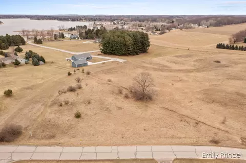 937 S Brinton, Lake Isabella, MI 48893