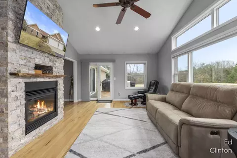 Living - 4030 Egypt Vly, Ada, MI 49301 photo 4 of 8
