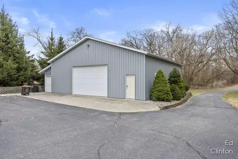 Exterior - 4030 Egypt Vly, Ada, MI 49301 photo 4 of 9