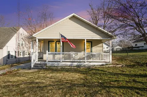 418 W Chicago, Buchanan, MI 49107