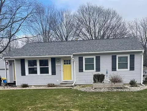 10713 Schuur, Portage, MI 49024