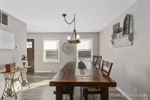 Dining - 7482 Macarthur, Saranac, MI 48881 photo 1 of 3